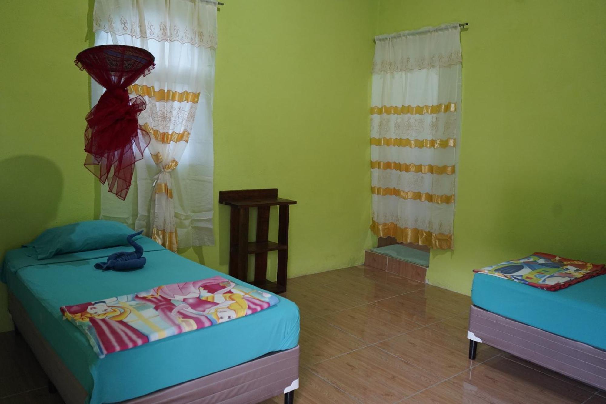 Vista Hostel Lanquín